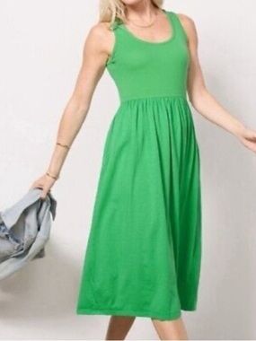 Sundry Mixed Media Dress Midi in Herb Green Pockets